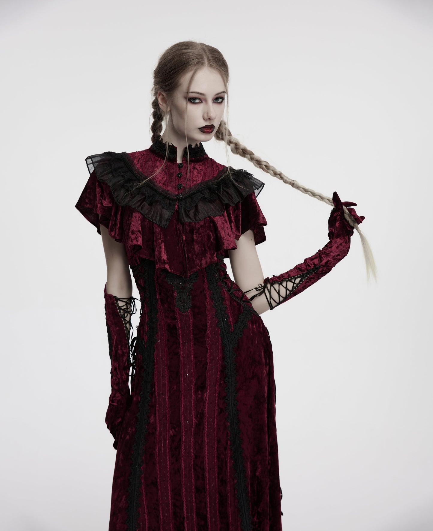 Gants en velours brodés Punk Rave Selene rouges