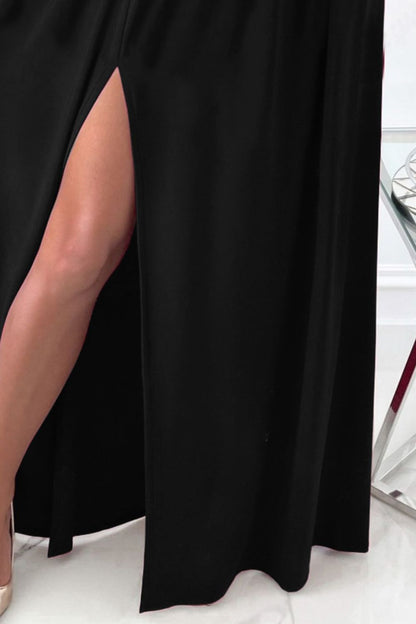 Robe longue fendue à manches longues et décolleté cache-cœur