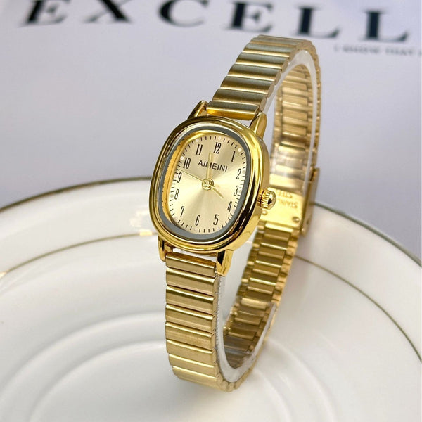 Oval Disk Women's Retro Digital Simple Watch