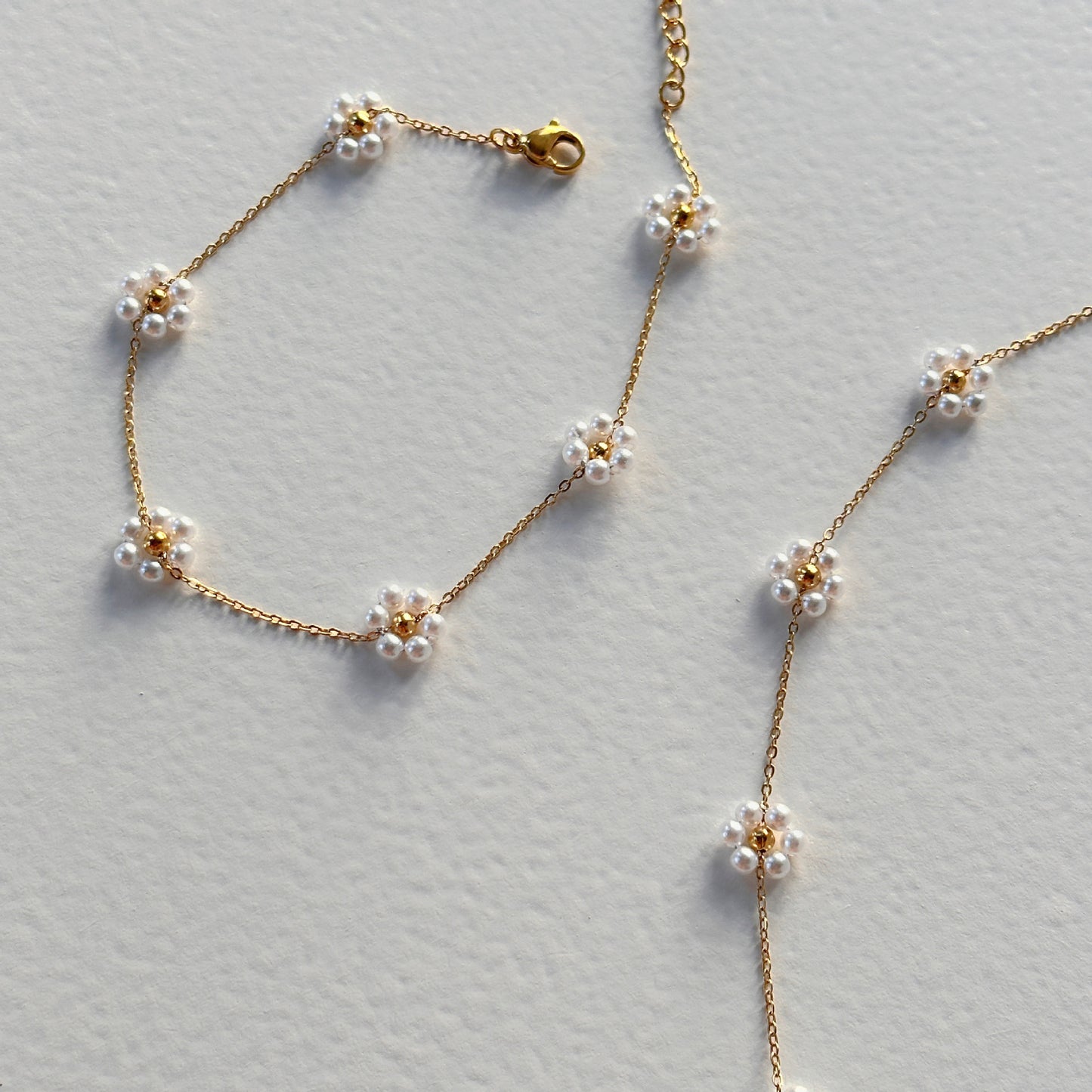 Pearl Small Flower Necklace