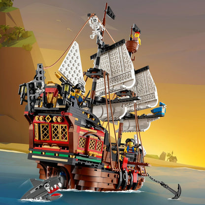 Vehicle Playset   Lego Creator 31109 Pirate Ship         3-in-1 1260 Pieces