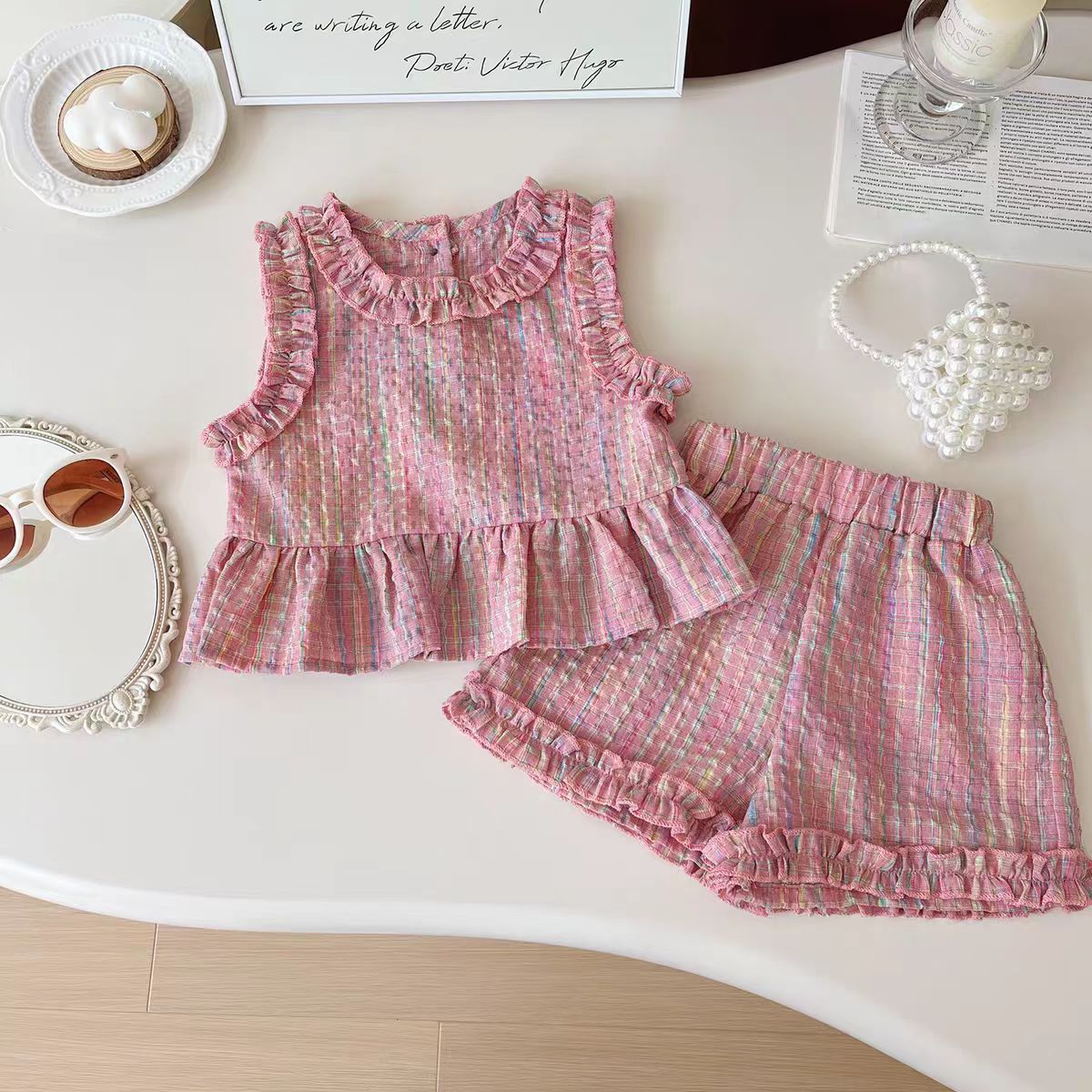 Fashionable Breathable Plaid Sleeveless Top And Shorts Set For Girls