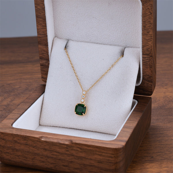 Emerald Square Gemstone Pendant Micro-inlaid Necklace - Stuffs & Savers
