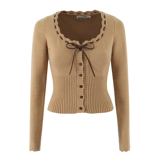 single breasted long sleeved knitted sweater