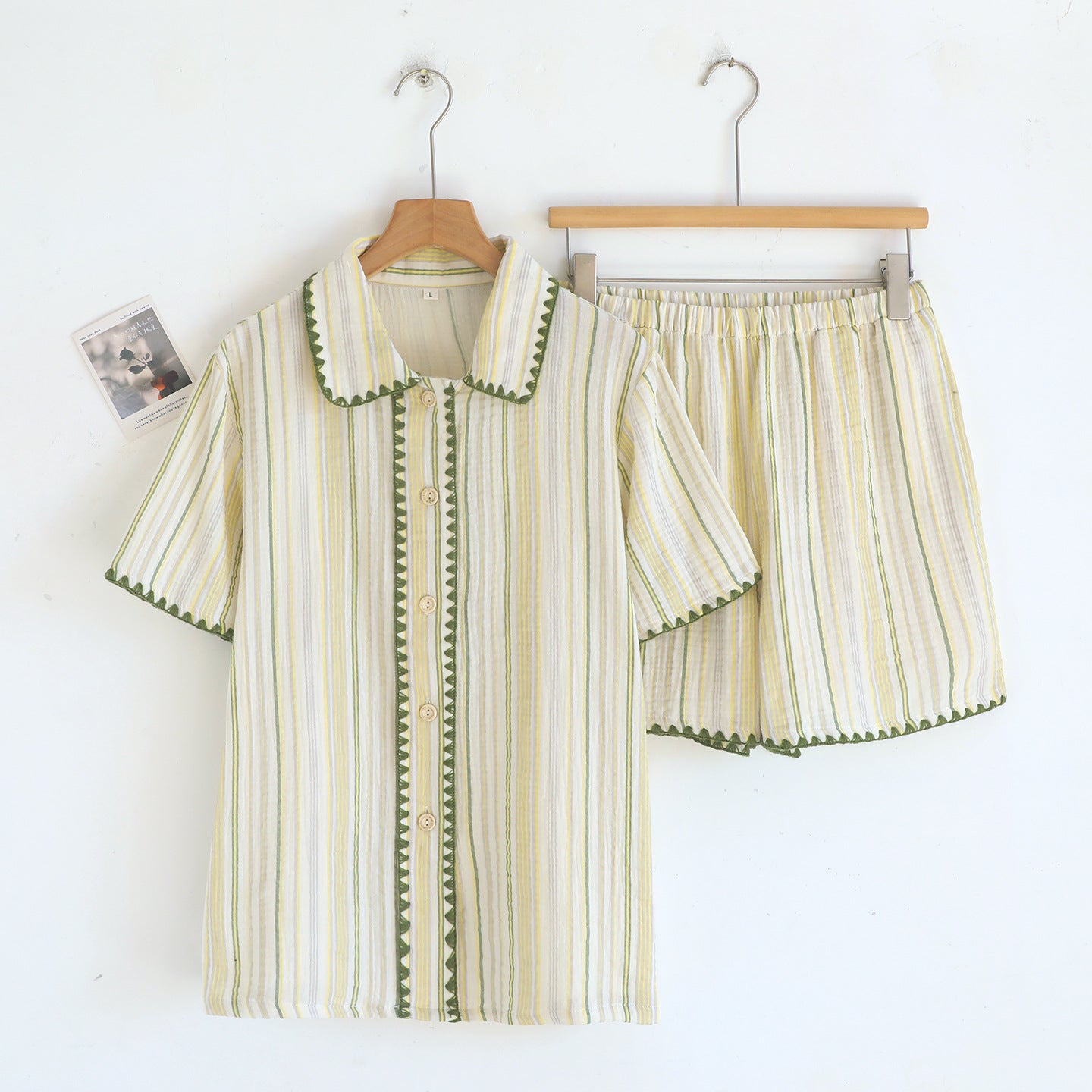 Comfortable Short-sleeve Sleepwear That Can Also Be Worn As Loungewear Set