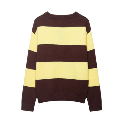 Round neck contrasting striped pullover knit sweater