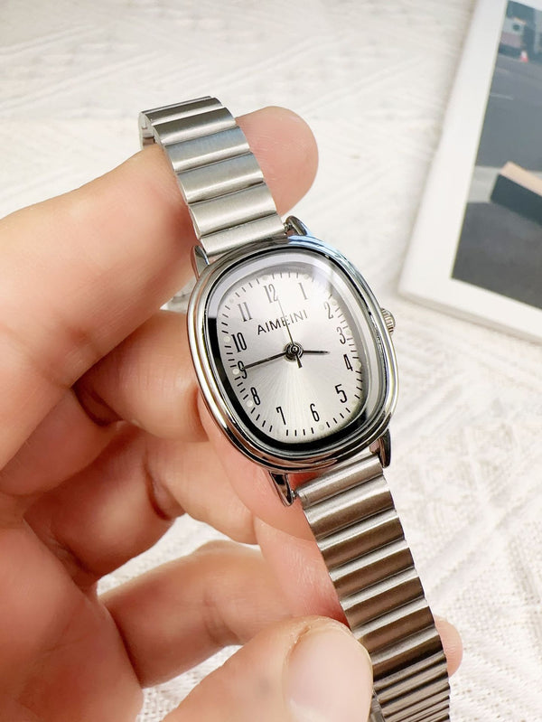 Oval Disk Women's Retro Digital Simple Watch