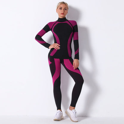 Ensemble deux pièces de sport à manches longues et à rayures pour le yoga
