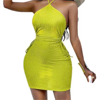 Mini-robe moulante sexy à encolure dos nu