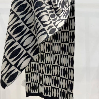 Cashmere wool double-sided jacquard knitted scarf - view 4