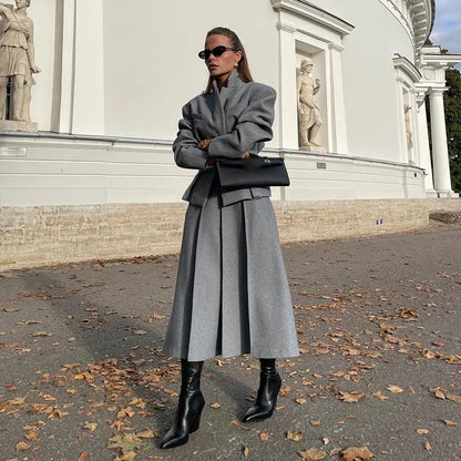 A length half skirt two-piece set