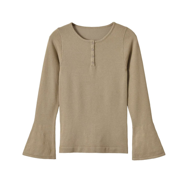 Horn long sleeved round neck knitted sweater