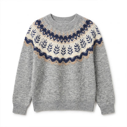 Round neck long sleeved sweater