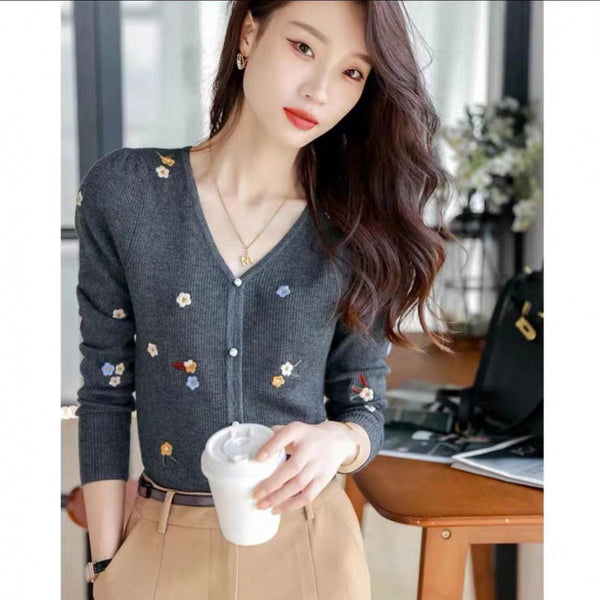 Womens Embroidered Pullover Long Sleeve Sweater