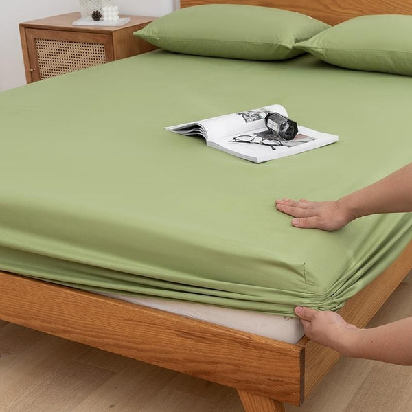 Protège-matelas antidérapant, anti-poussière et tout compris