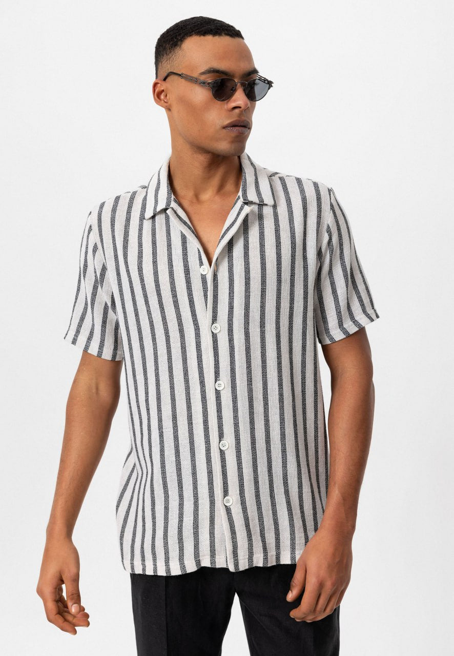 Chemise à manches courtes