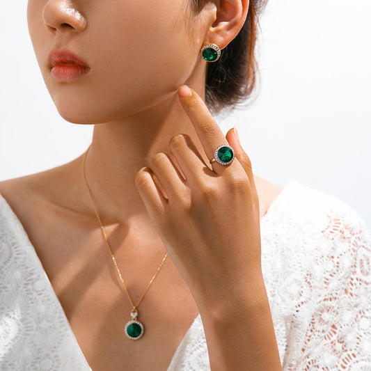 Water Brick Round Emerald Jewelry Suit
