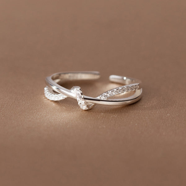 Hollow Double-layer Winding Knotted Ring - Stuffs & Savers