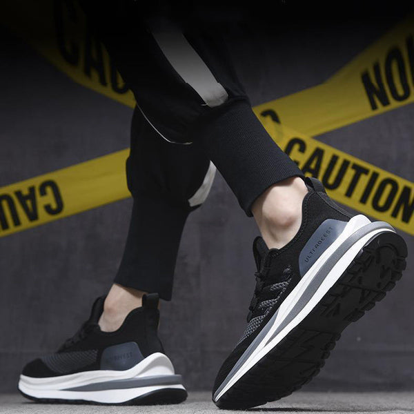 Men's Sports & Running Shoes