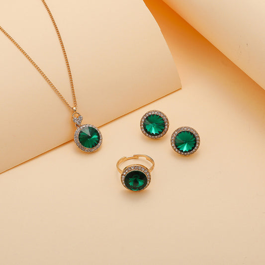 Water Brick Round Emerald Jewelry Suit