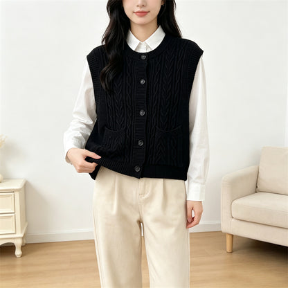 Round neck pocket sleeveless sweater for women