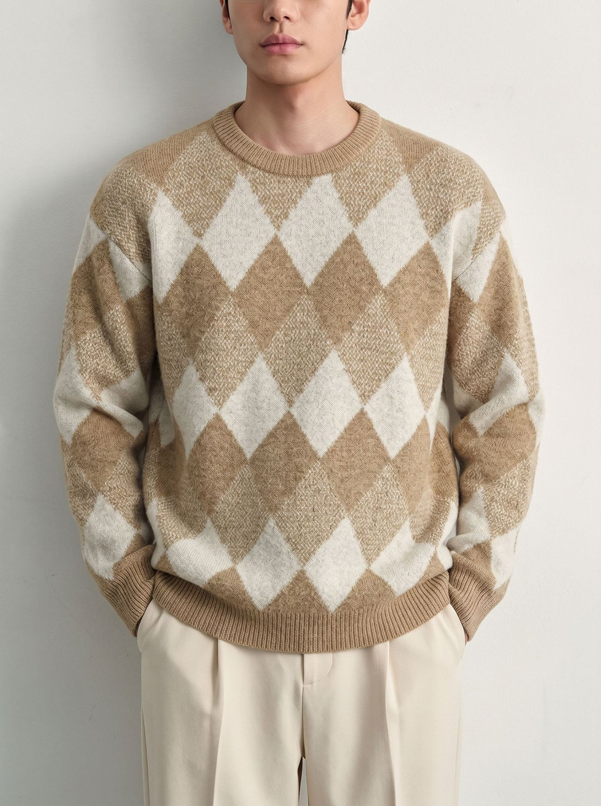 Diamond grid long sleeved sweater for men