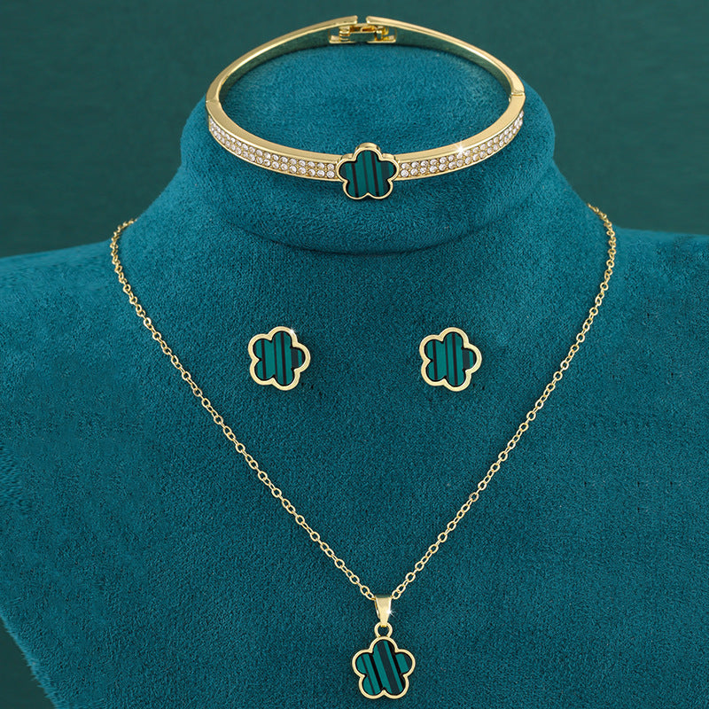 Five Petal Flower Three-piece Set