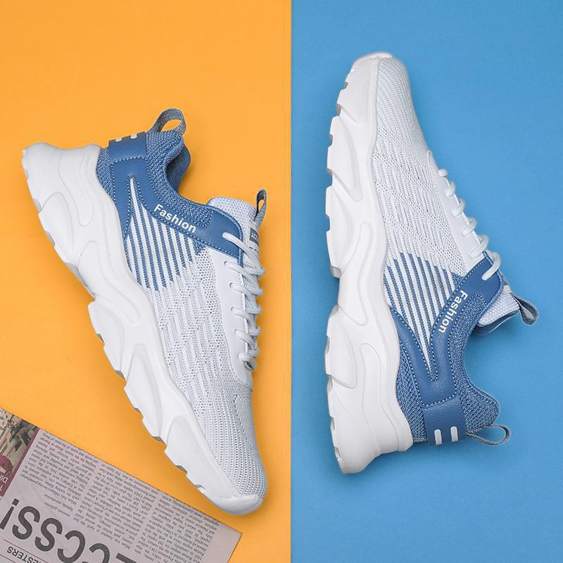 Men's Shoes with Breathable Mesh Surface