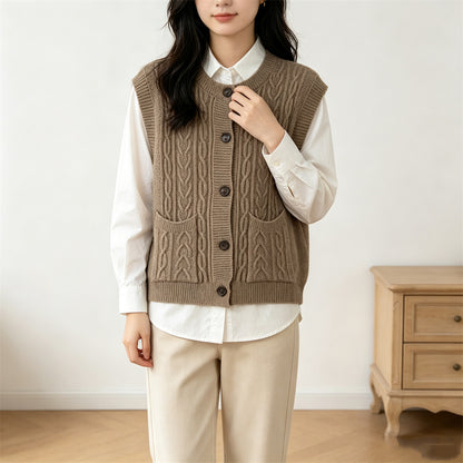 Round neck pocket sleeveless sweater for women