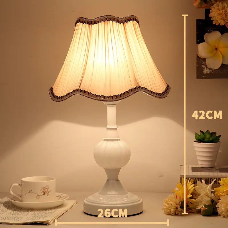 European Minimalist Glass Table Lamp - Vintage Style
