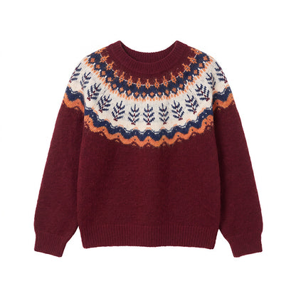 Round neck long sleeved sweater