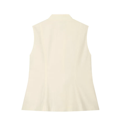 Buckled sleeveless standing collar vest