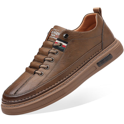 Trendy and versatile men's casual shoes,