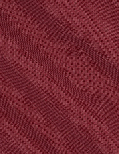 Chemise à manches longues bordeaux à col boutonné