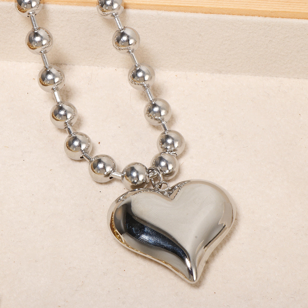 Exaggerated bead chain 18K gold heart pendant necklace