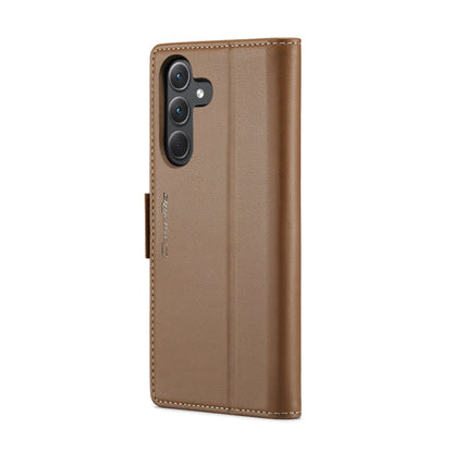 Pour Samsung Galaxy A35 5G Étui Caseme 023 Boucle Papillon Texture Litchi RFID Antivol Étui en Cuir pour Téléphone (Marron)