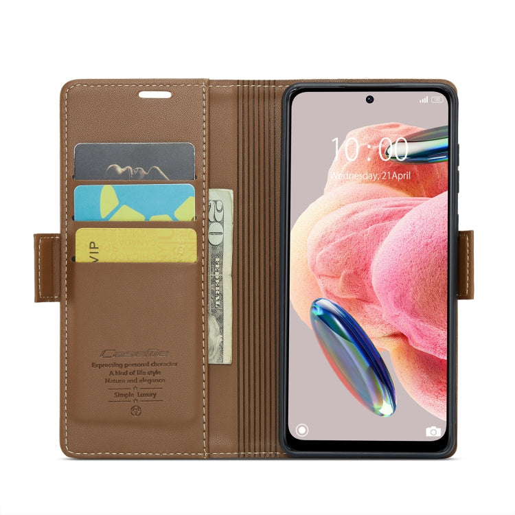 Pour Xiaomi Redmi Note 12 4G Global Étui de Téléphone en Cuir Anti-vol RFID avec Boucle Papillon Texture Litchi CaseMe 023 (Marron)