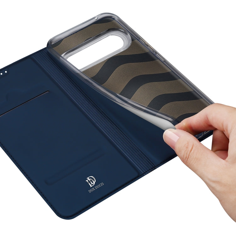 For Google Pixel 9 / 9 Pro DUX DUCIS Skin Pro Series Horizontal Flip Phone Leather Case(Blue)