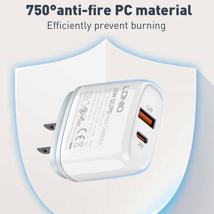 LDNIO Q229 QC3.0 / PD20W USB + Type-C Fast Charger with 1m USB to 8 Pin Cable, Plug Type:US Plug(White)