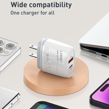 LDNIO Q229 QC3.0 / PD20W USB + Type-C Fast Charger with 1m Type-C to 8 Pin Cable, Plug Type:US Plug(White)
