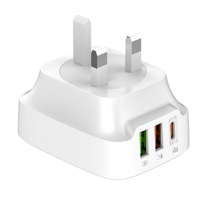 LDNIO Q334 32W Type-C + Dual USB Port Charger with 1m 8 Pin Data Cable, Plug Type:UK Plug(White)
