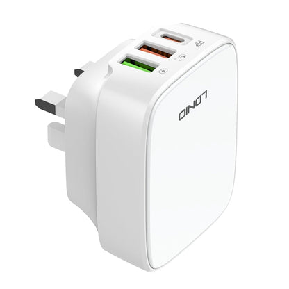 LDNIO Q334 32W Type-C + Dual USB Port Charger with 1m 8 Pin Data Cable, Plug Type:UK Plug(White)