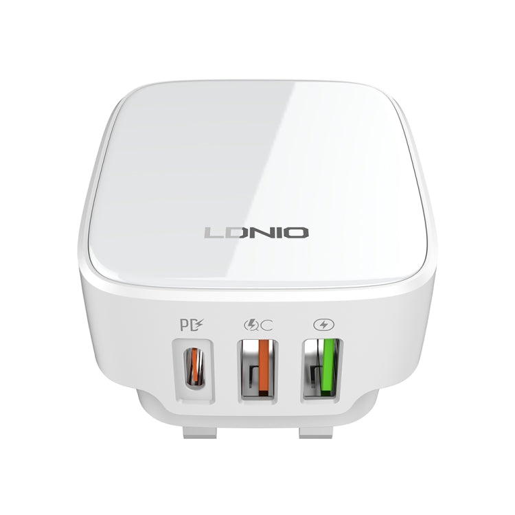 LDNIO Q334 32W Type-C + Dual USB Port Charger with 1m USB-C / Type-C to USB-C / Type-C Data Cable, Plug Type:UK Plug(White)
