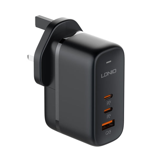 Chargeur LDNIO Q366 65W USB + double port Type-C avec câble de données USB-C / Type-C vers USB-C / Type-C de 1 m, Type de prise : prise britannique (noir)