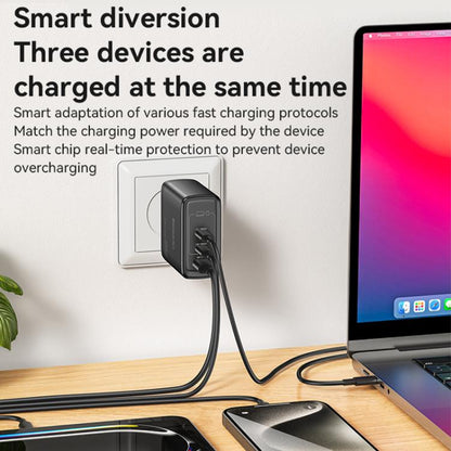 Yesido YC95 PD100W 2 USB-C , USB-A Three Ports GaN Fast Charger, Plug:UK Plug(Black)
