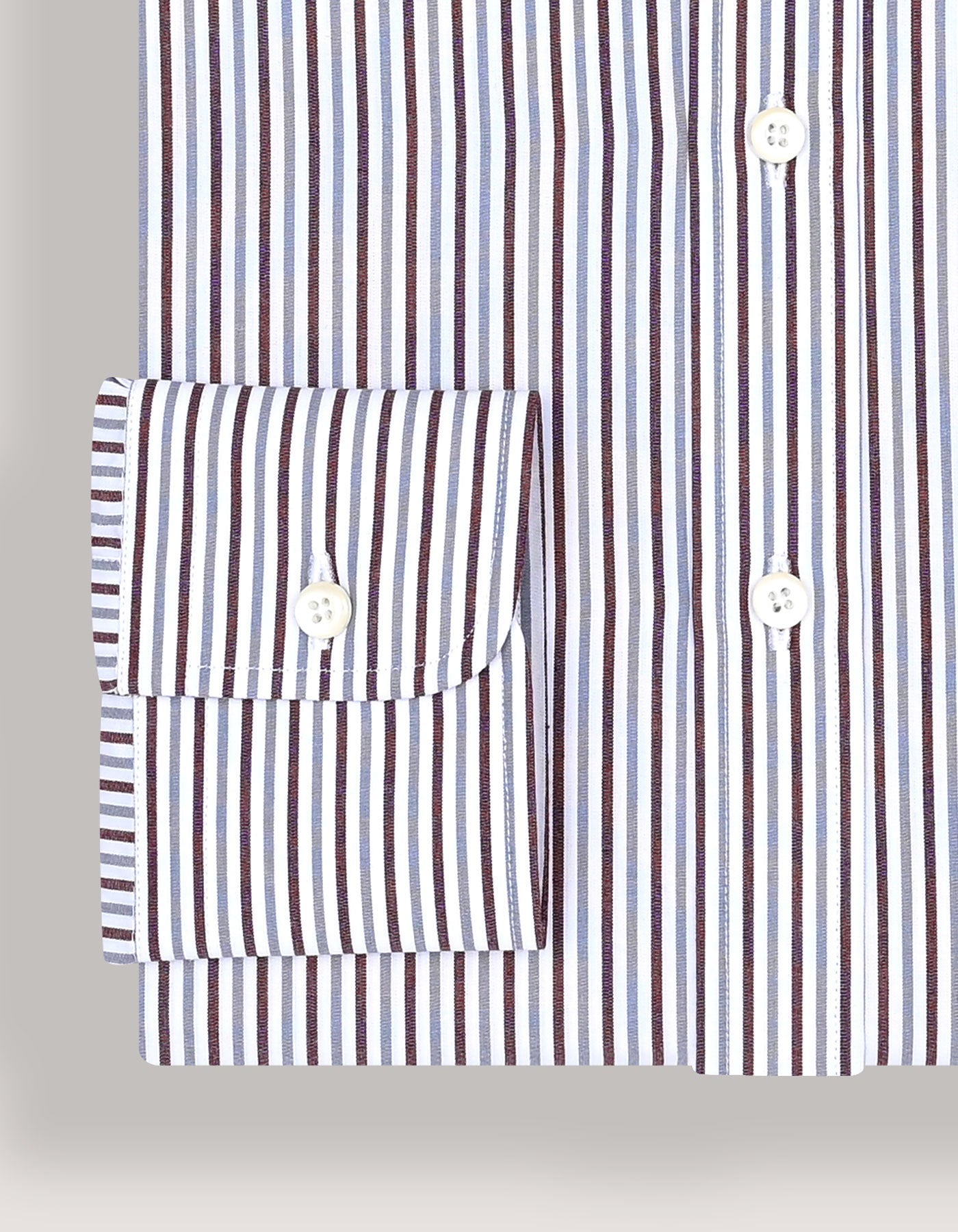 Chemise habillée à rayures marron et grises