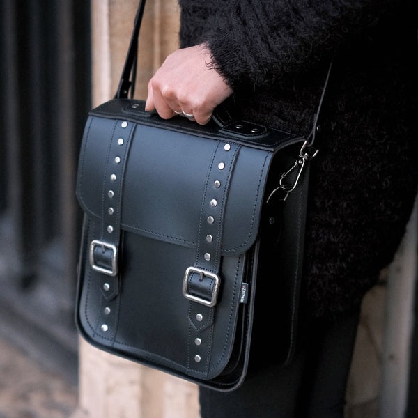 Sac à Dos de Ville en Cuir Fait Main - Gothic Noir Clouté