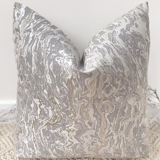 Le Cushion Couture - Le Marbre Argenté - Style N° 81