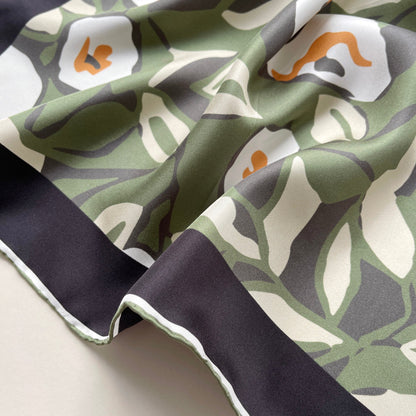 Berry Blossom Silk Scarf - 53cm Hand-Rolled Bandana Neck Scarf