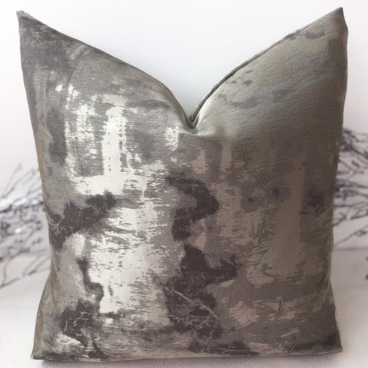Le coussin Couture - Le Charbon Chiara - Style No. 31